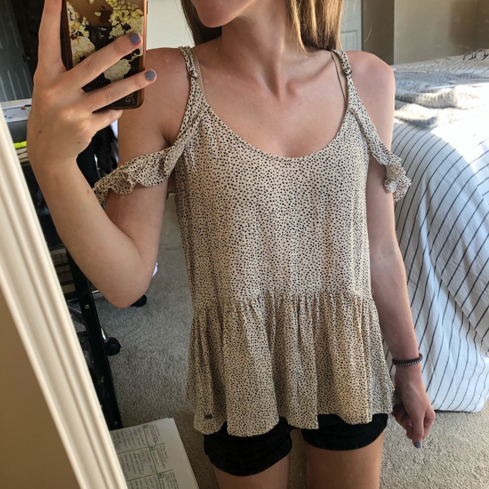 Summer tank top with shoulder detail